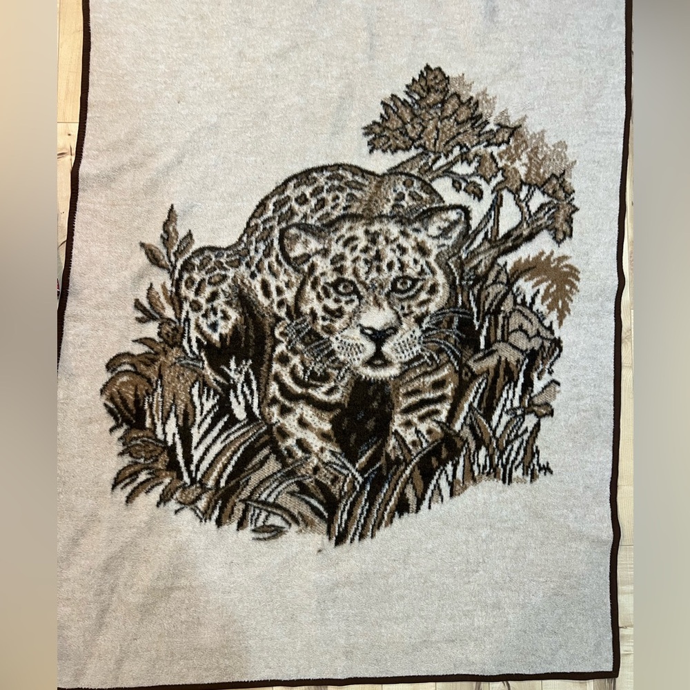 Leopard reversible blanket - acrylic